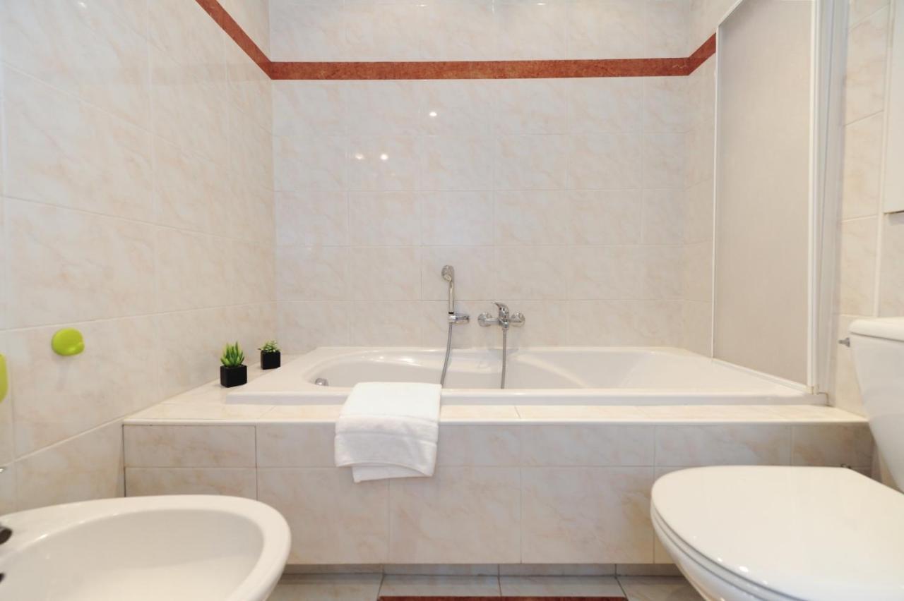 Le Savoy Palace - Five Stars Holiday House Nicea Zewnętrze zdjęcie